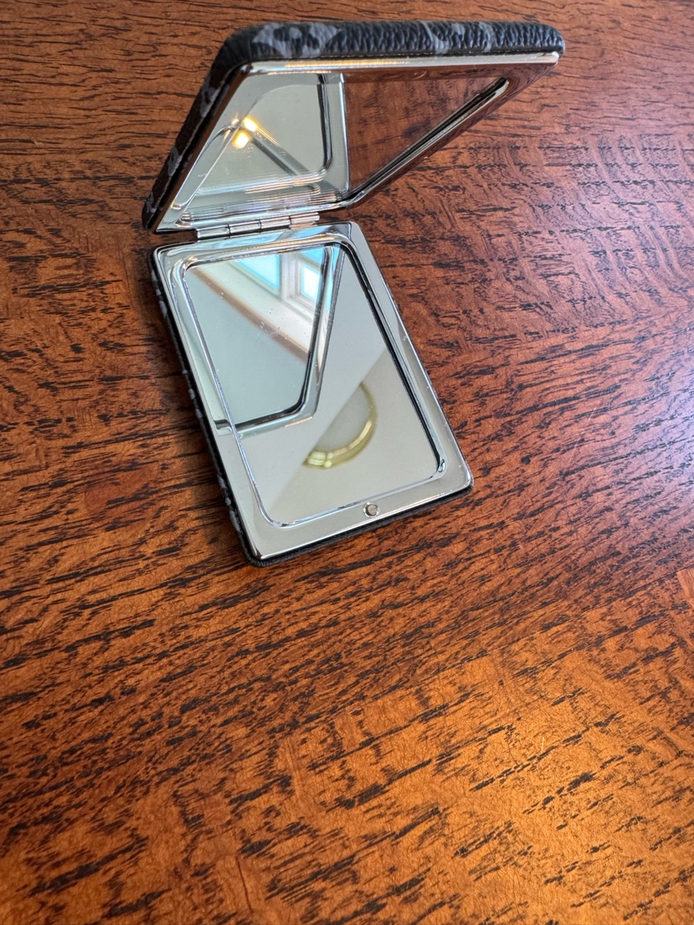 Monogram Foldable Hard Case Compact Mirror - Picture 3 of 5